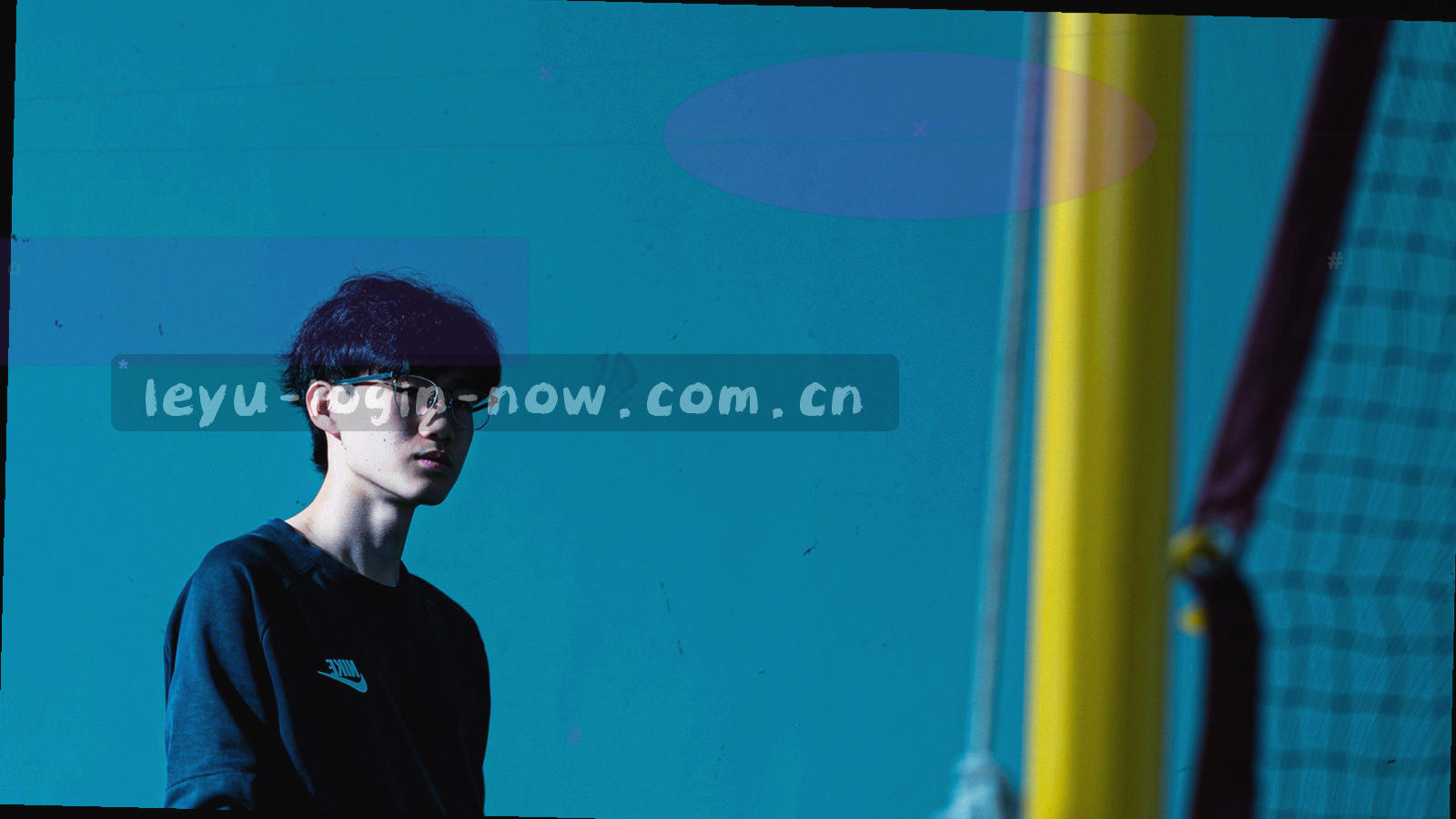 深色底上由刻度点与轨迹线构成的阶段时间轴抽象图